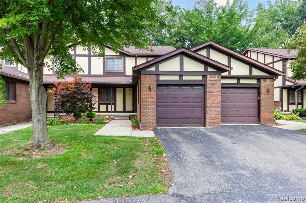 7 Parkplace W Unit #7